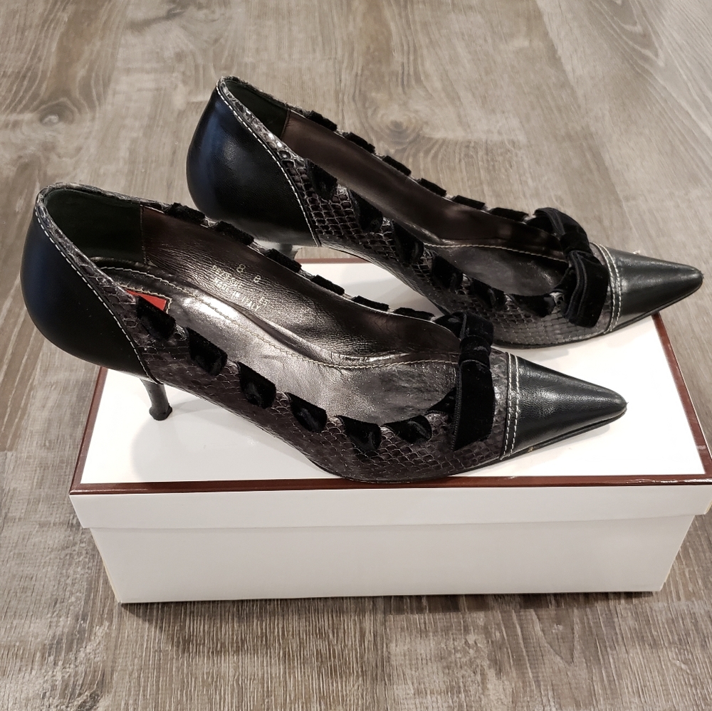 Coach Sue Printed Python Pumps With Bow Size 8 Gr… - image 3
